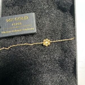 14k Flower pearl bracelet